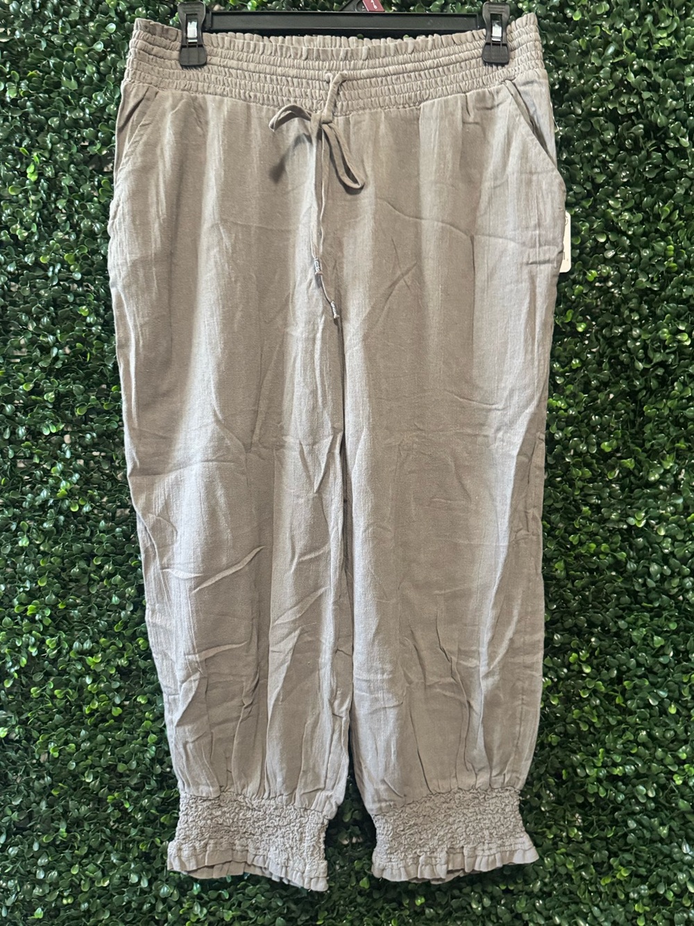 FREE PEOPLE Taye Smocked Cotton Capris - Picture 5 of 14